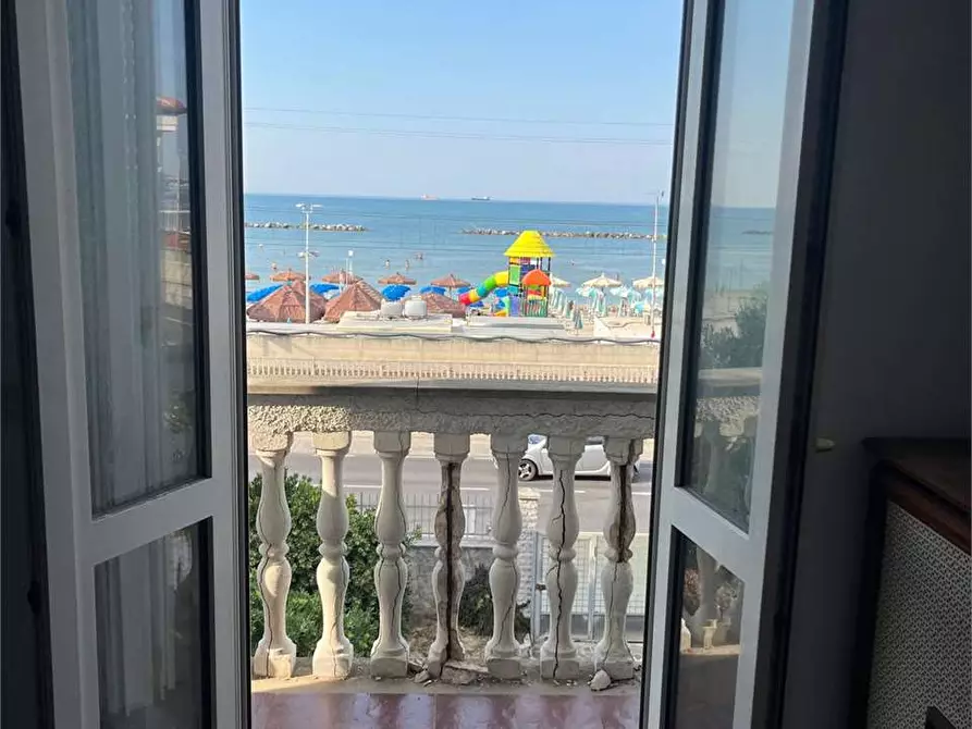 Immagine 14 di Villa in vendita  in Via Flaminia  434 a Falconara Marittima