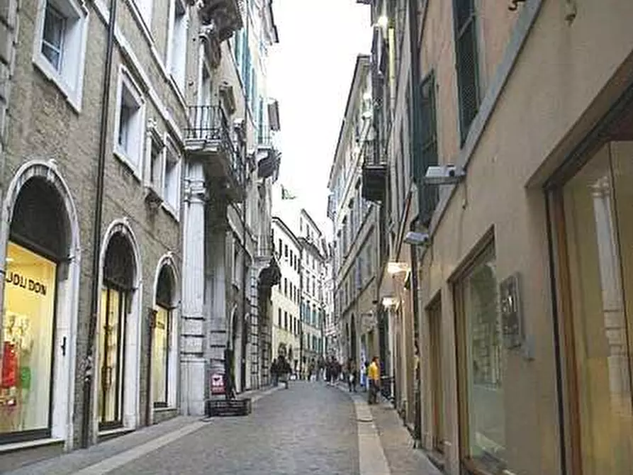 Immagine 4 di Quadrilocale in vendita  a Ancona