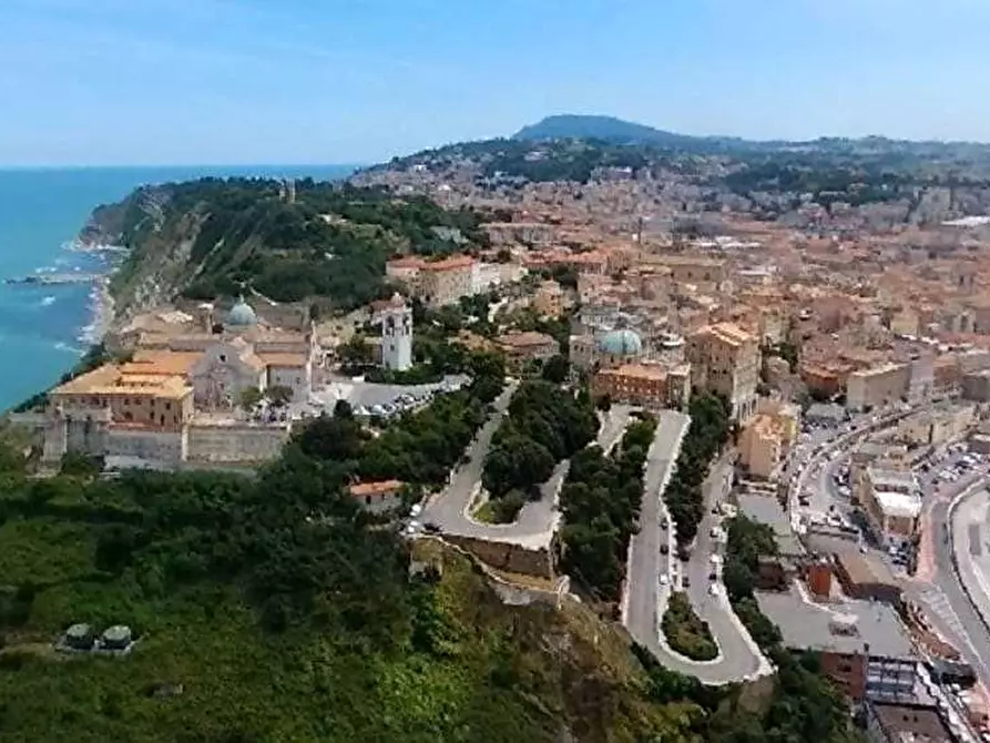 Immagine 8 di Quadrilocale in vendita  a Ancona