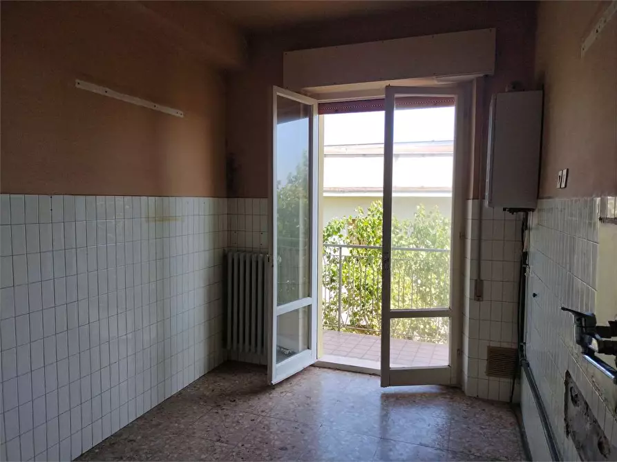 Immagine 11 di Appartamento in vendita  a Falconara Marittima