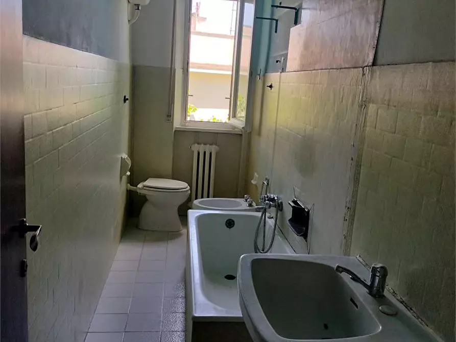 Immagine 14 di Appartamento in vendita  a Falconara Marittima