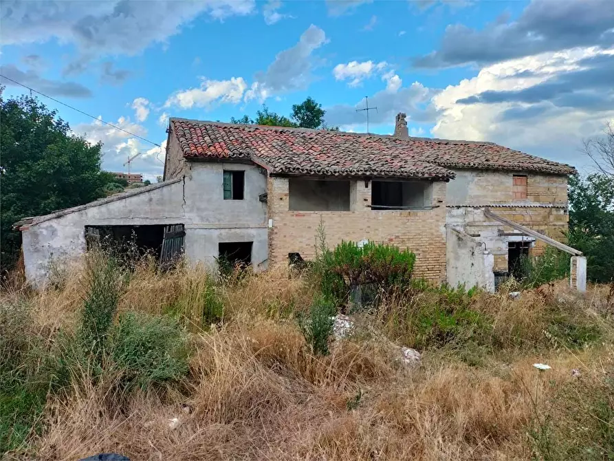casa indipendente in vendita ad Ancona in zona Posatora