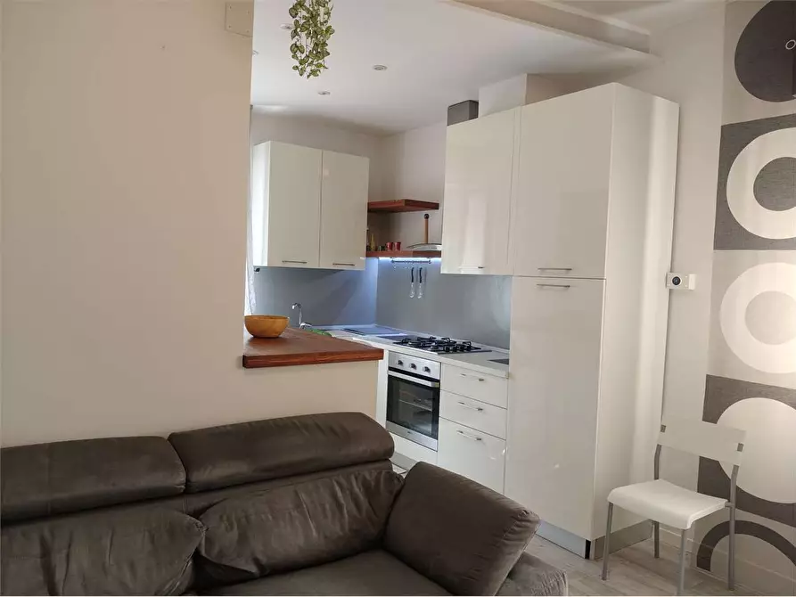 Immagine 6 di Bilocale in vendita  in VIA MARCO POLO  a Osimo