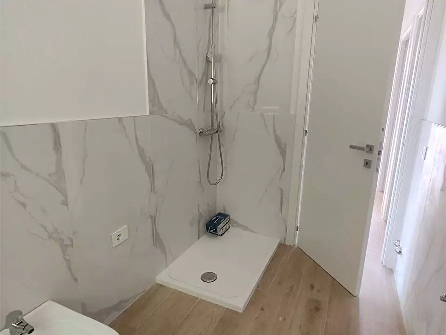 Immagine 10 di Quadrilocale in vendita  a Osimo