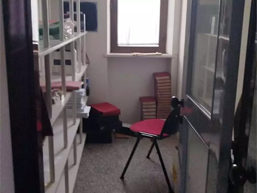 Immagine 3 di Ufficio in vendita  a Castelfidardo