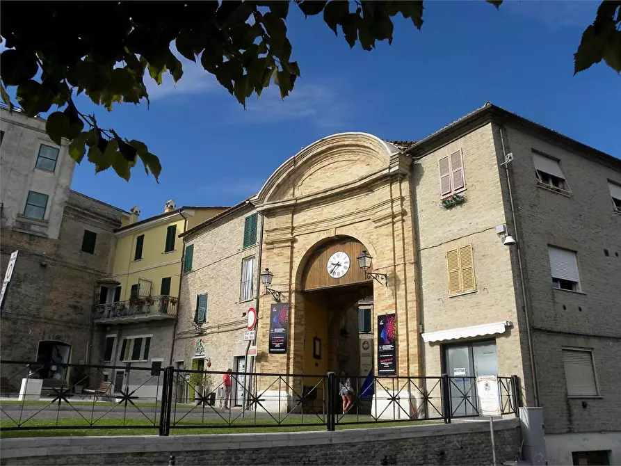 Immagine 1 di Ufficio in affitto  a Castelfidardo