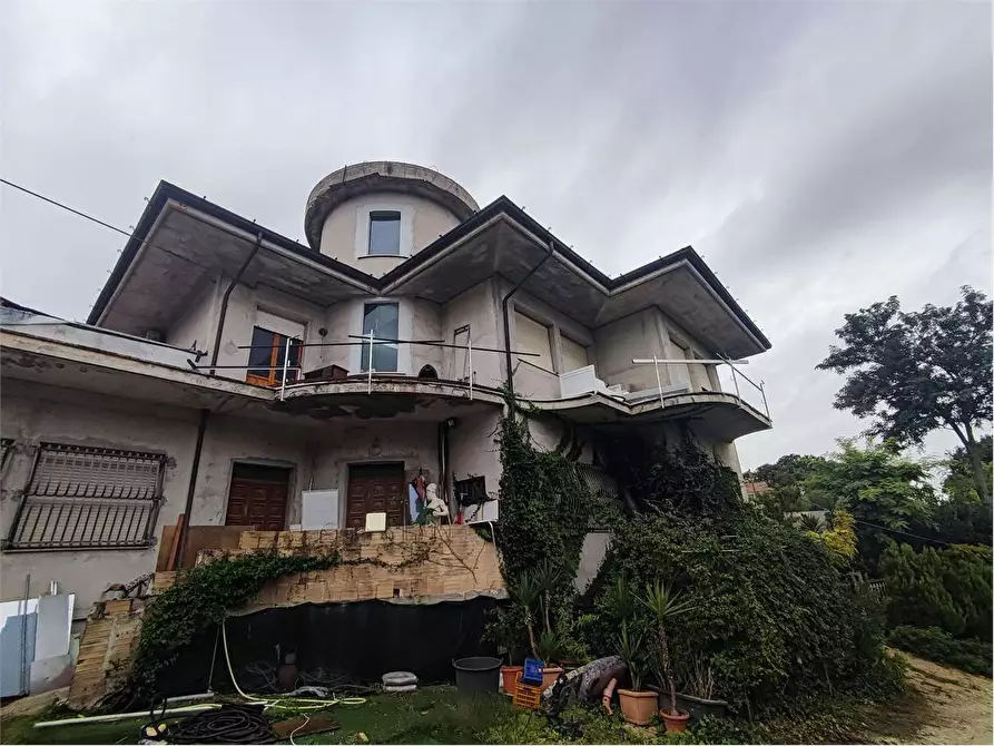 Immagine 2 di Laboratorio in vendita  a Sant'elpidio A Mare