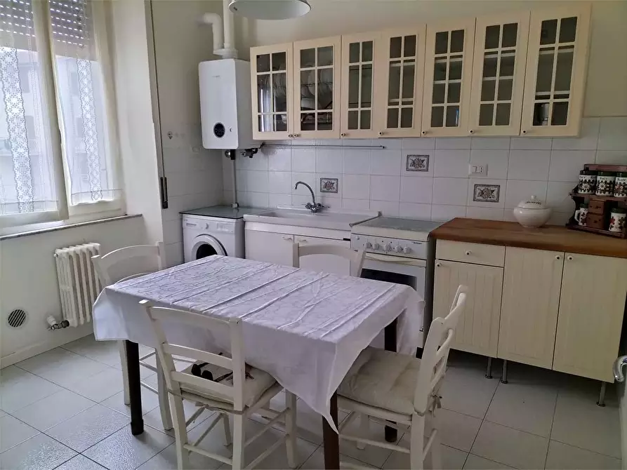 Immagine 2 di Quadrilocale in vendita  in via pesaro a Ancona