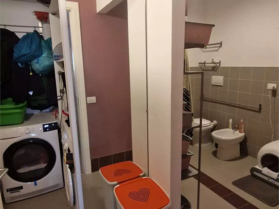 Immagine 11 di Trilocale in vendita  a Ancona