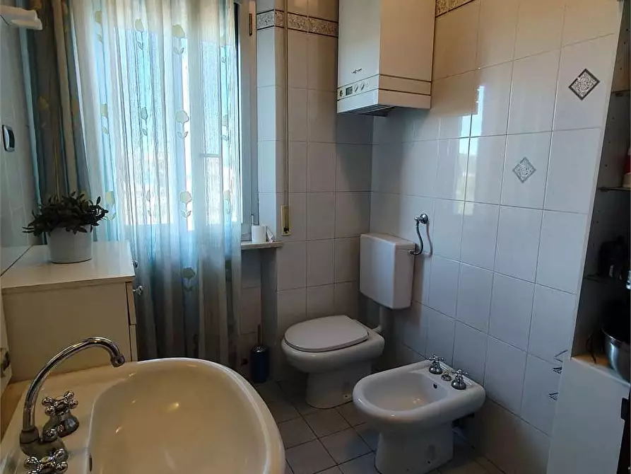 Immagine 26 di Trilocale in vendita  in Ungheria 127 a Osimo