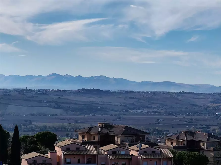 Immagine 2 di Trilocale in vendita  in Ungheria 127 a Osimo