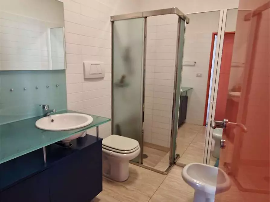 Immagine 12 di Trilocale in vendita  in piazza della repubblica a Osimo