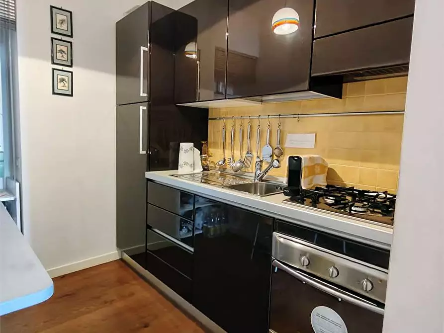 Immagine 14 di Trilocale in vendita  in piazza della repubblica a Osimo