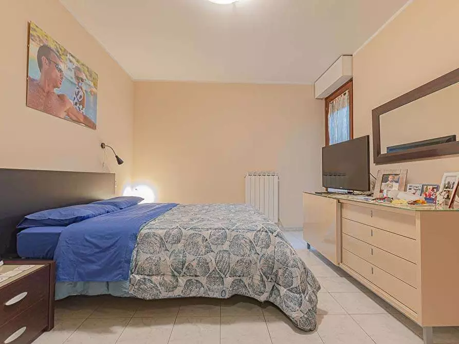 Immagine 12 di Trilocale in vendita  a Ancona