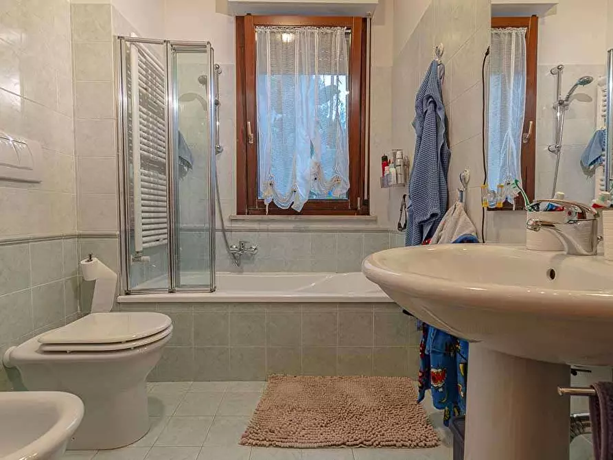 Immagine 14 di Trilocale in vendita  a Ancona