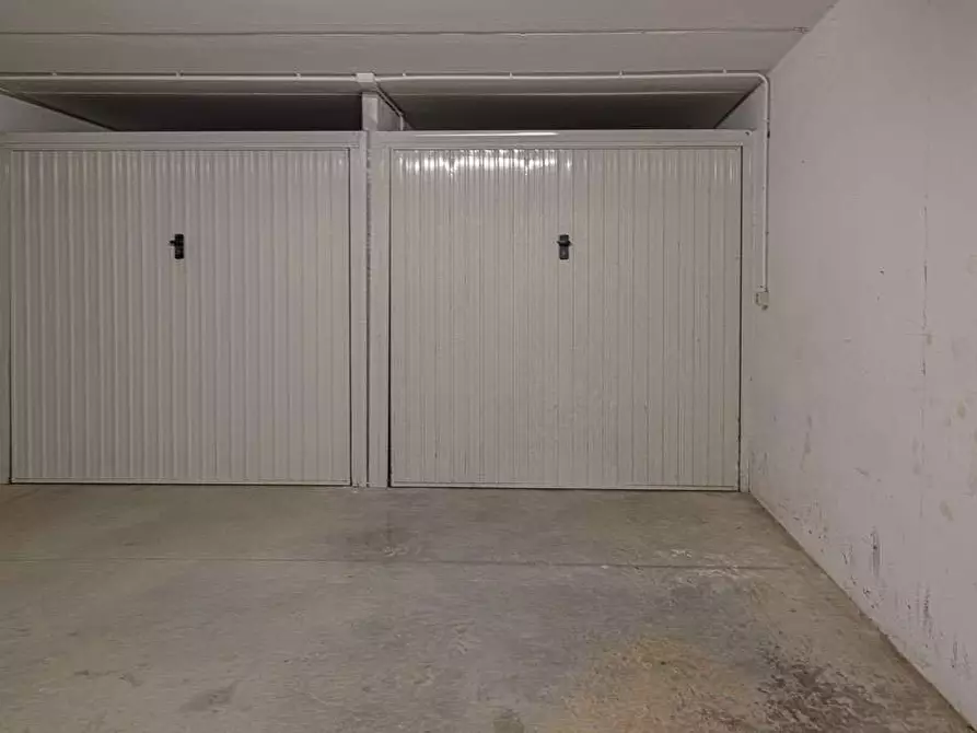 Immagine 21 di Trilocale in vendita  a Ancona