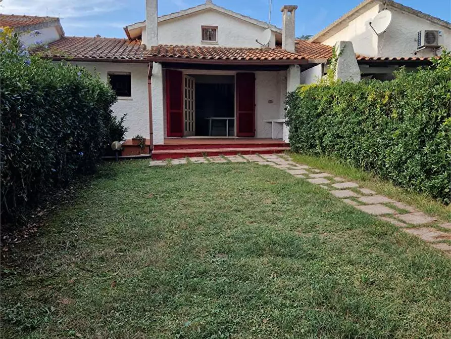 Immagine 3 di Villetta a schiera in vendita  in VIA DEI CICLAMINI a Numana