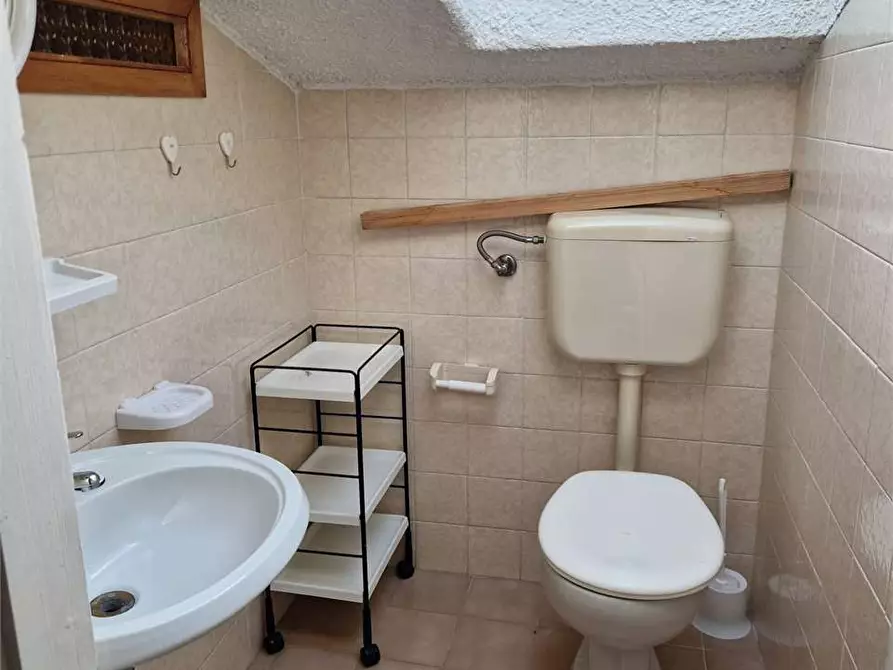 Immagine 21 di Villetta a schiera in vendita  in VIA DEI CICLAMINI a Numana