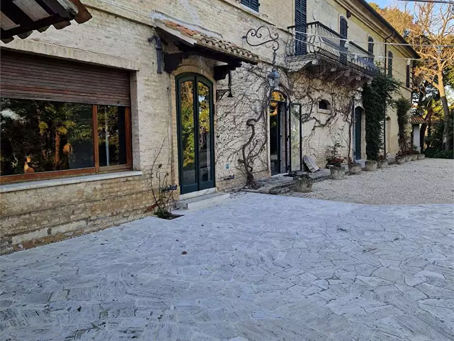 Immagine 2 di Villa in vendita  in FORNETTO 48 a Ancona