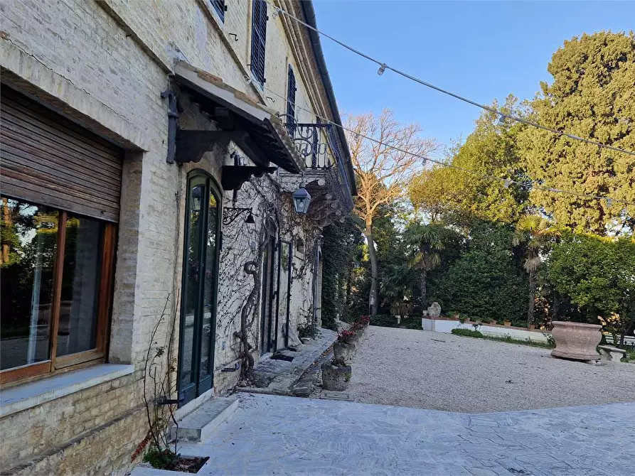 Immagine 7 di Villa in vendita  in FORNETTO 48 a Ancona