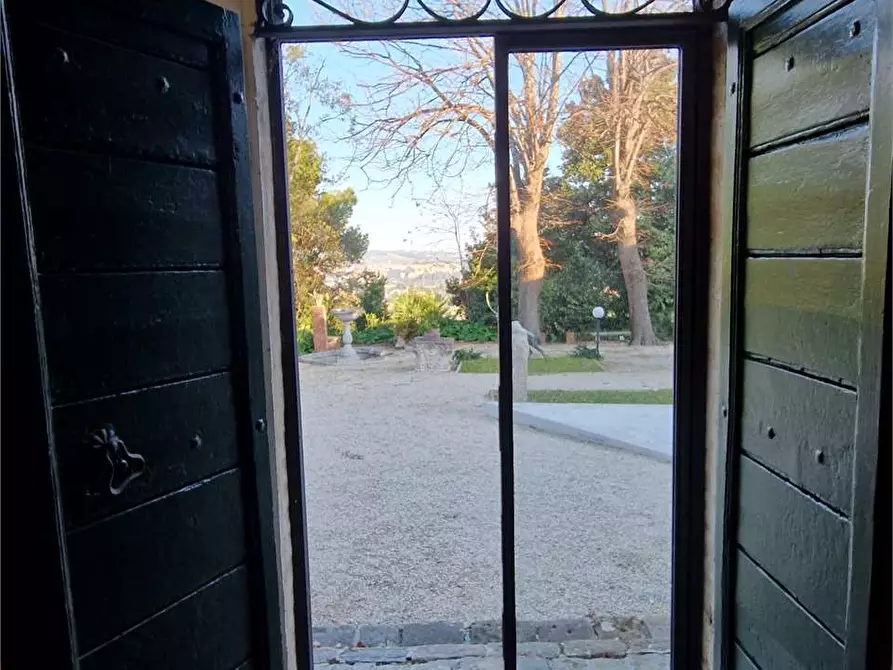 Immagine 9 di Villa in vendita  in FORNETTO 48 a Ancona