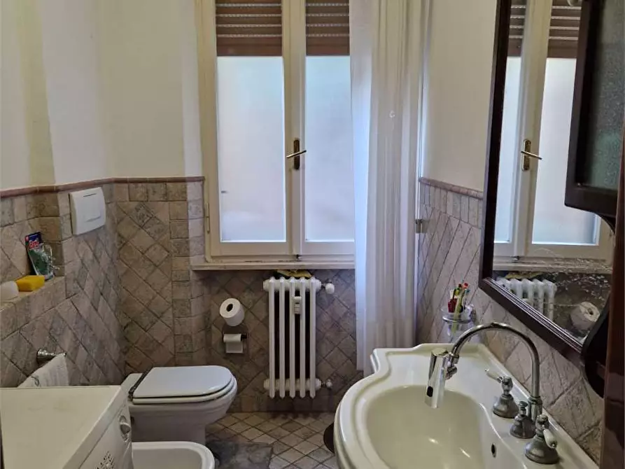 Immagine 9 di Quadrilocale in vendita  in RODI a Ancona