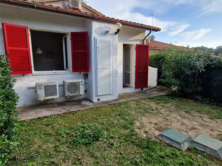 Immagine 15 di Villetta a schiera in vendita  in VIA DEI CICLAMINI a Numana