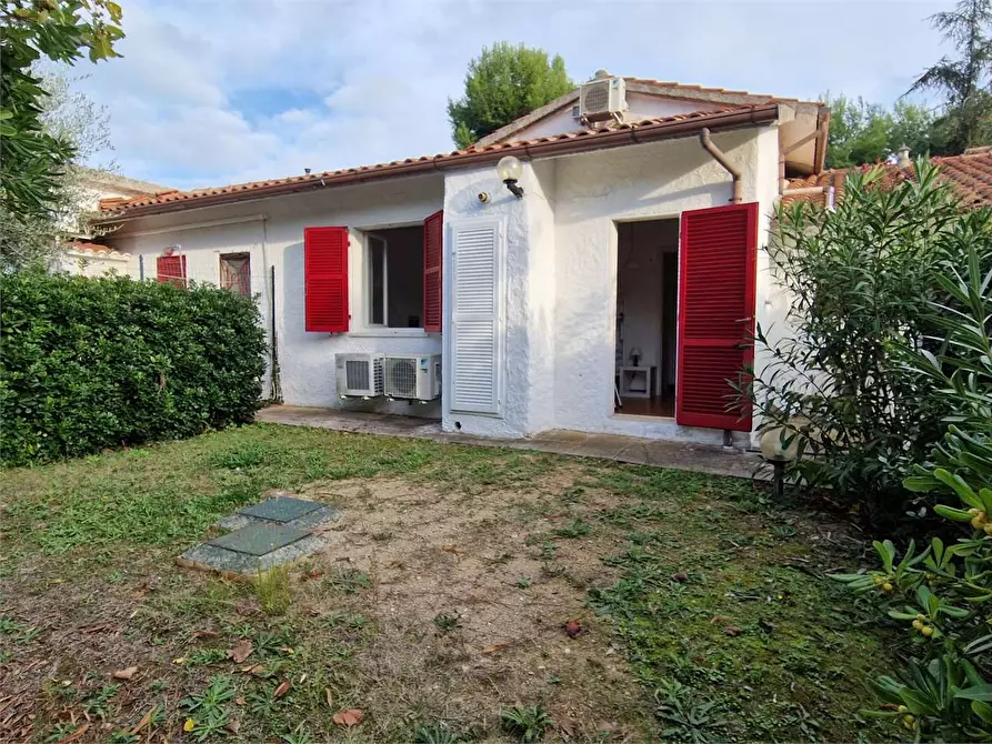 Immagine 16 di Villetta a schiera in vendita  in VIA DEI CICLAMINI a Numana