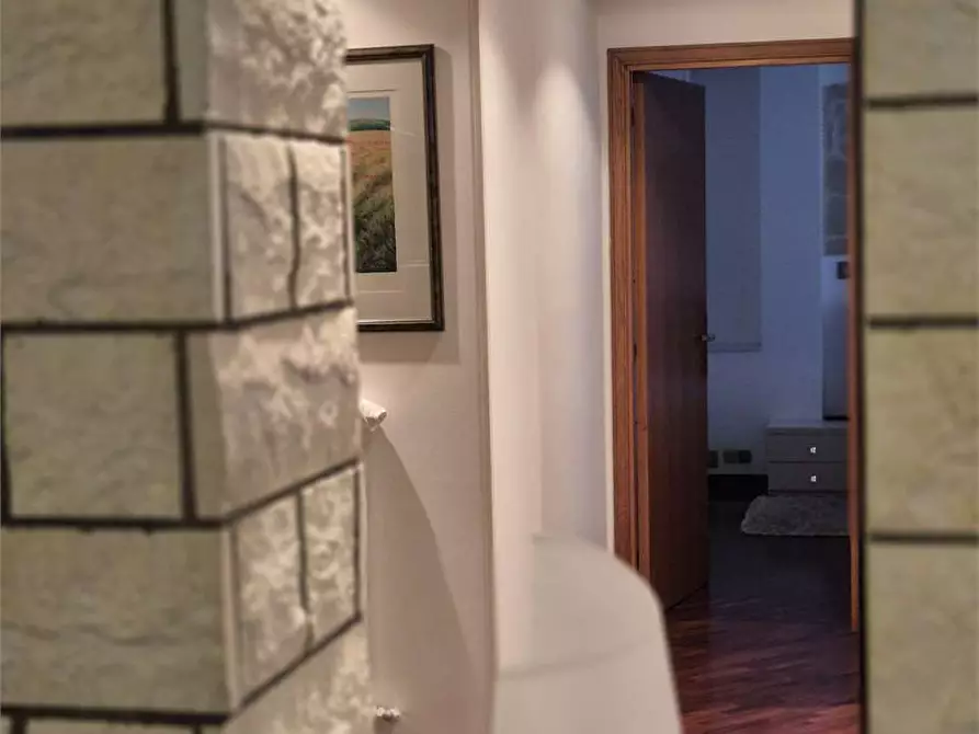 Immagine 9 di Bilocale in affitto  a Ancona