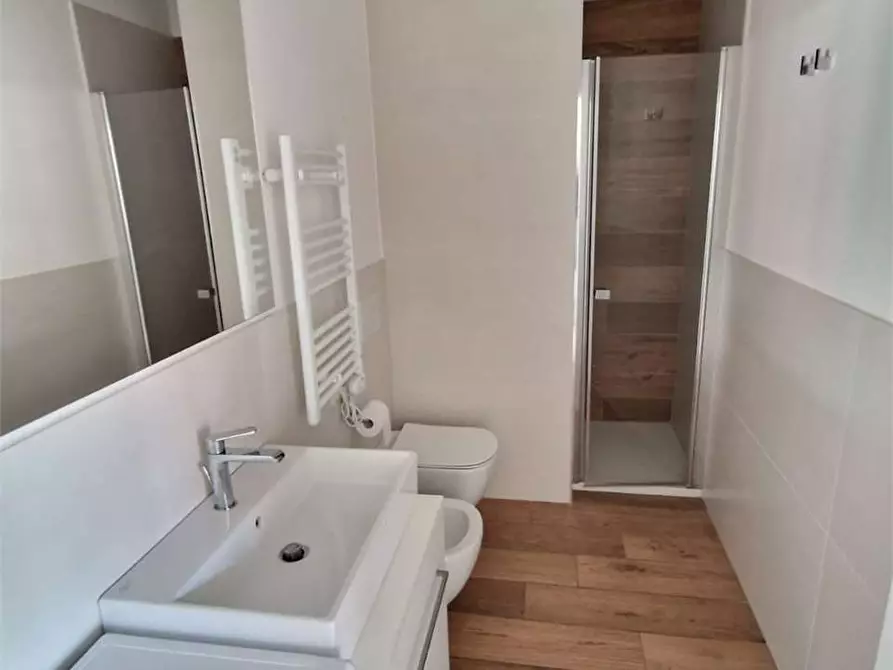 Immagine 6 di Bilocale in affitto  in GARIBALDI a Ancona