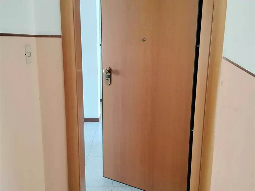 Immagine 4 di Appartamento in vendita  a Ancona