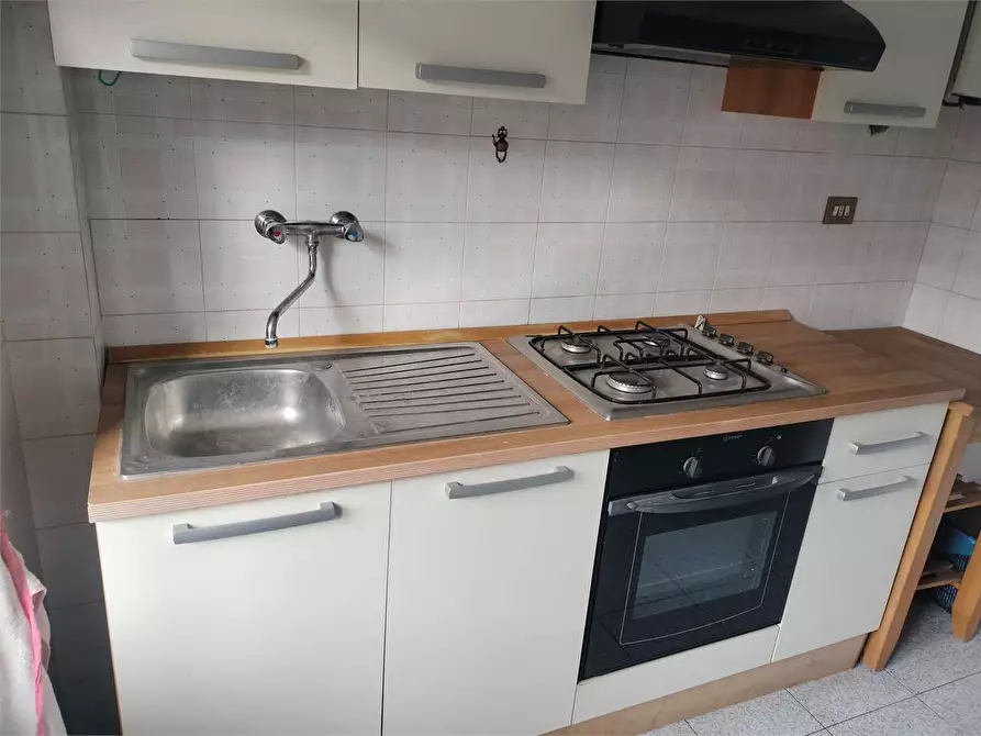 Immagine 7 di Appartamento in vendita  a Ancona