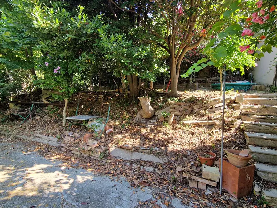 Immagine 6 di Quadrilocale in vendita  in Via Volturno  6 a Ancona