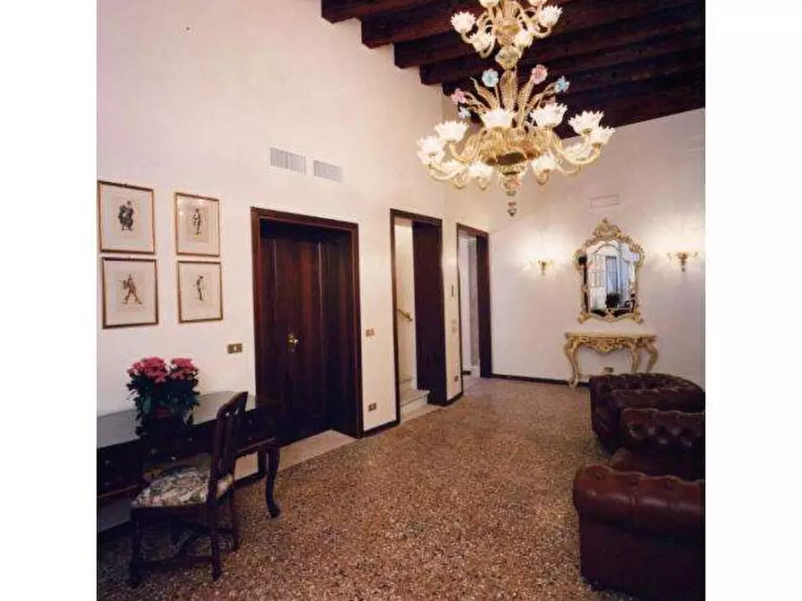 Immagine 5 di Bilocale in vendita  in SAN MARCO a Venezia