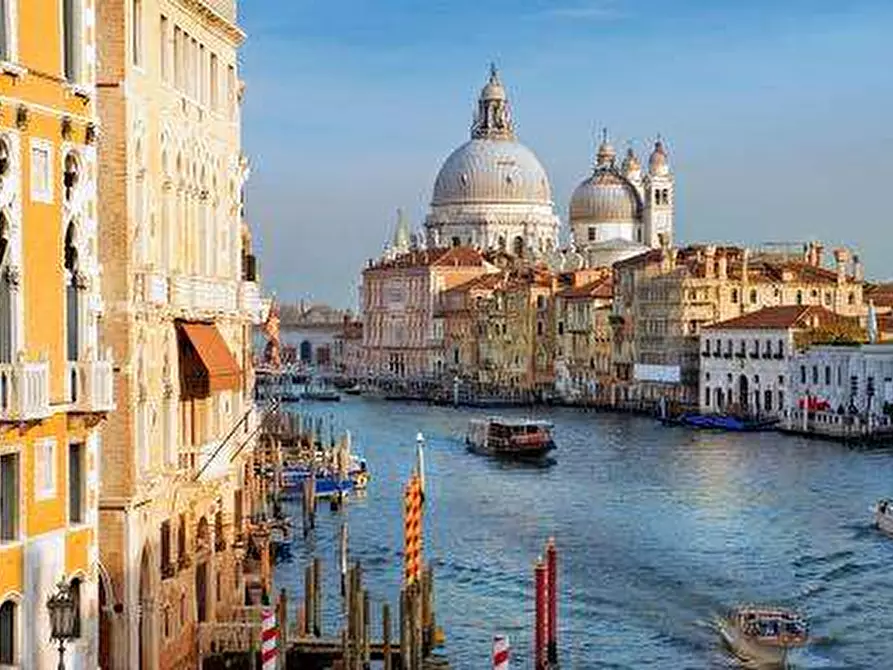 Immagine 11 di Bilocale in vendita  in SAN MARCO a Venezia