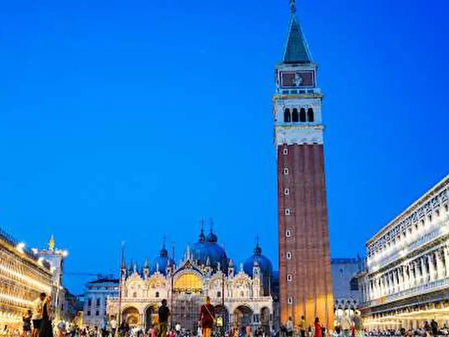 Immagine 14 di Bilocale in vendita  in SAN MARCO a Venezia