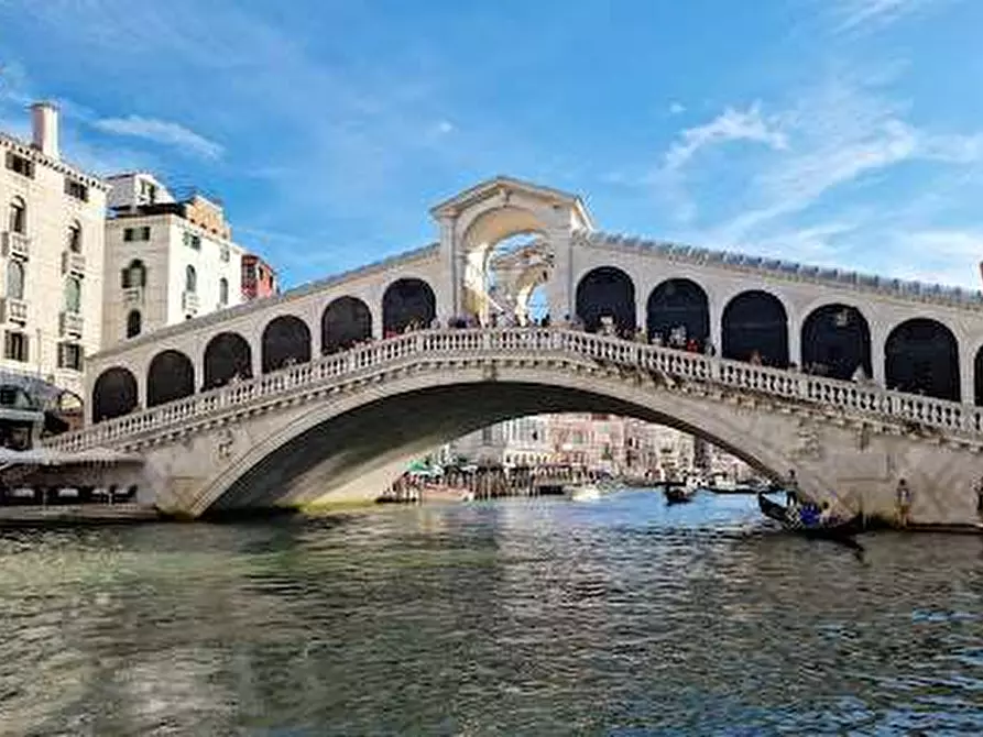 Immagine 16 di Bilocale in vendita  in SAN MARCO a Venezia