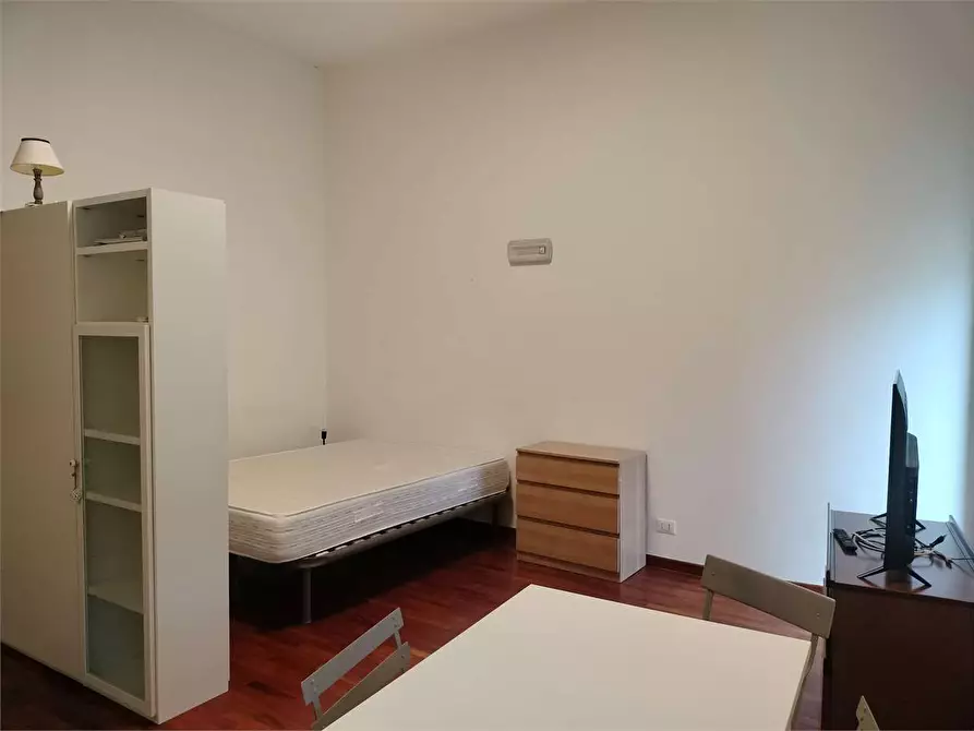 Immagine 7 di Appartamento in affitto  a Ancona