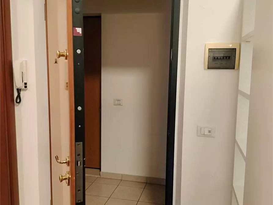 Immagine 13 di Appartamento in affitto  a Ancona