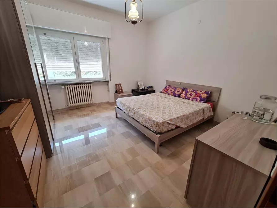 Immagine 25 di Appartamento in vendita  a Ancona