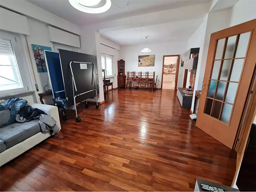 Immagine 1 di Appartamento in vendita  a Ancona