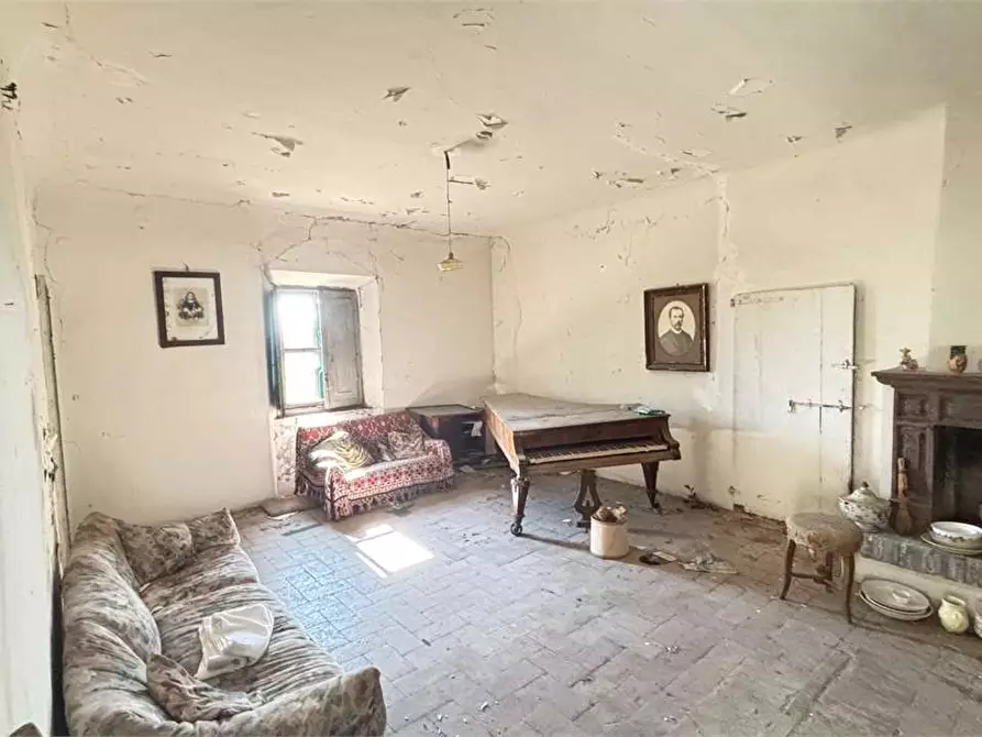 Immagine 13 di Casa indipendente in vendita  a Ancona