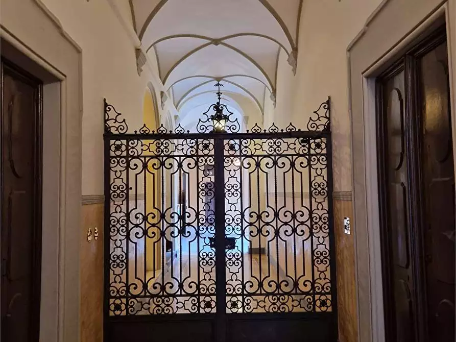 Immagine 9 di Bilocale in vendita  a Bologna