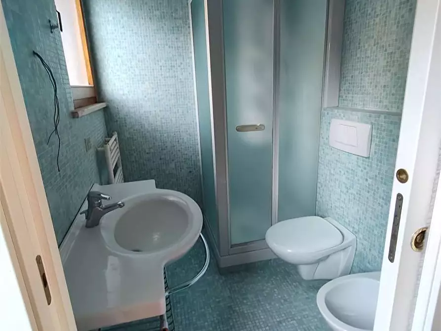 Immagine 15 di Appartamento in vendita  in VIA MICHELANGELO SNC a Osimo