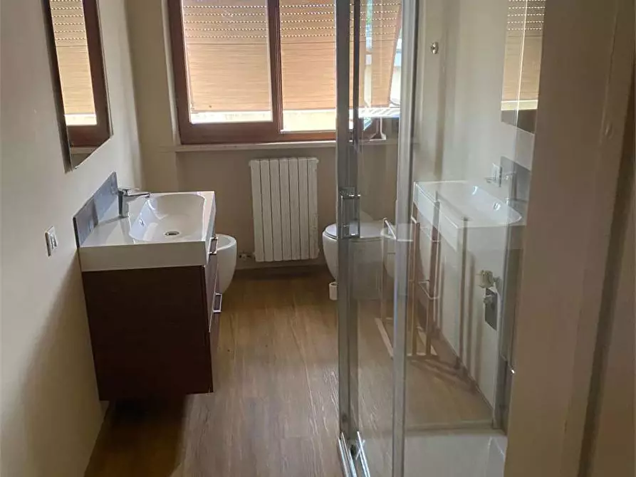 Immagine 5 di Appartamento in affitto  a Ancona