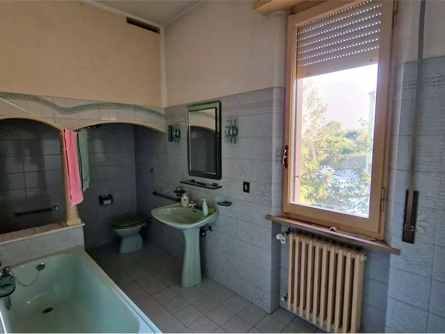 Immagine 11 di Quadrilocale in vendita  in COLLEVERDE 45/B a Ancona