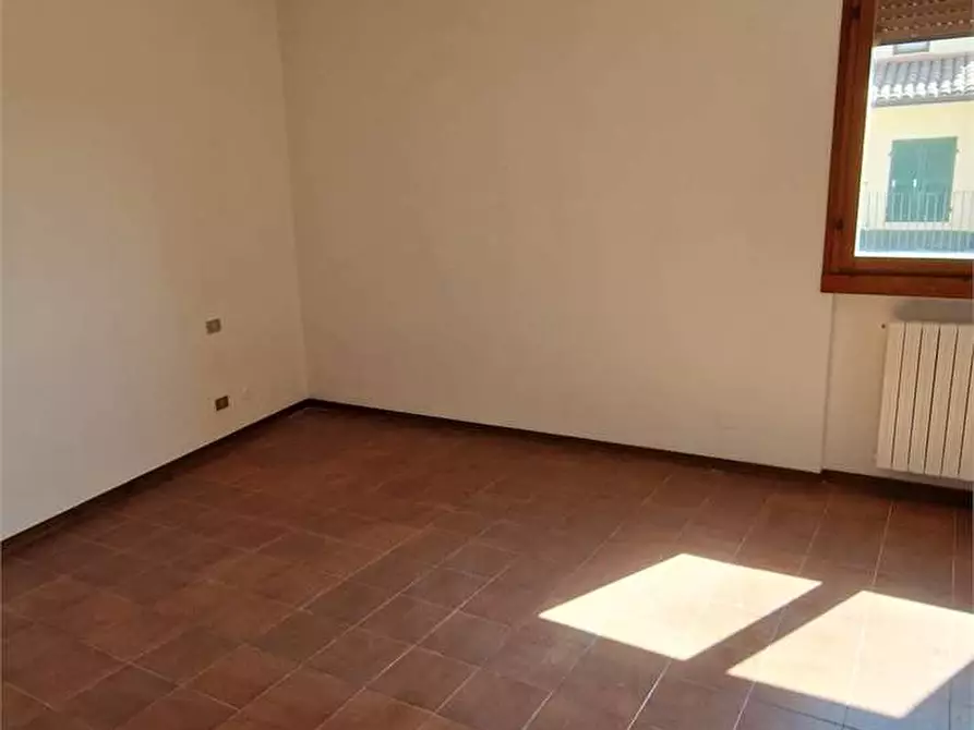 Immagine 12 di Quadrilocale in vendita  in matteotti 117 a Ancona