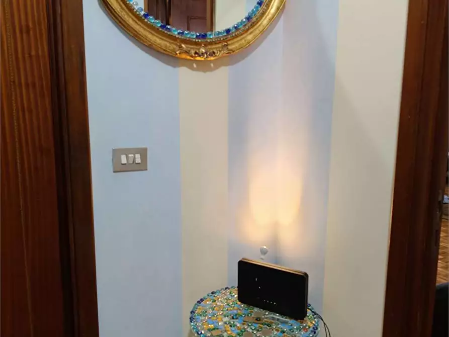 Immagine 11 di Trilocale in vendita  in Ungheria 127 a Osimo