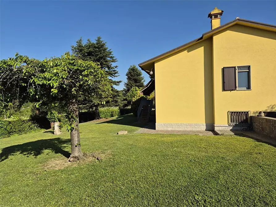 Immagine 31 di Casa bifamiliare in vendita  a Ancona