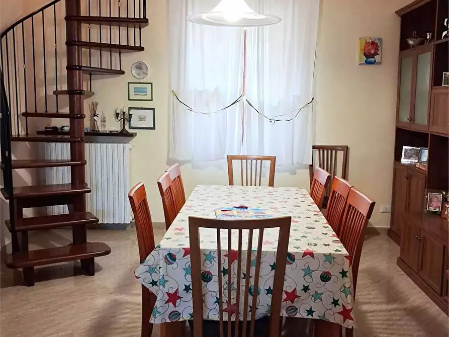 Immagine 13 di Casa indipendente in vendita  a Ancona